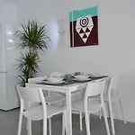 Lava Teneguia, 5 Guests In 2 Bedrooms Appartamento Puerto del Carmen (Lanzarote)