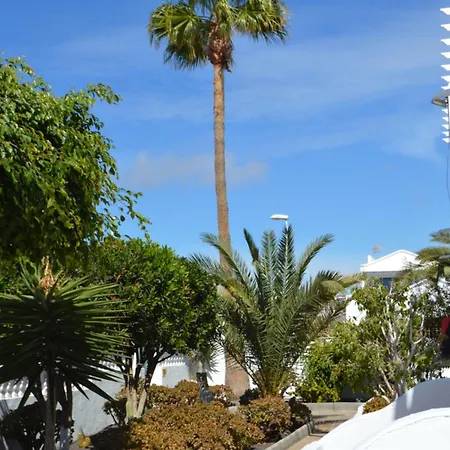Lava Teneguia, 5 Guests In 2 Bedrooms Apartament Puerto del Carmen (Lanzarote)